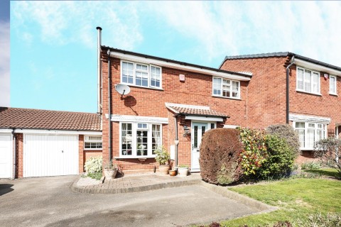 View Full Details for Parkfield Drive, Castle Bromwich, Birmingham