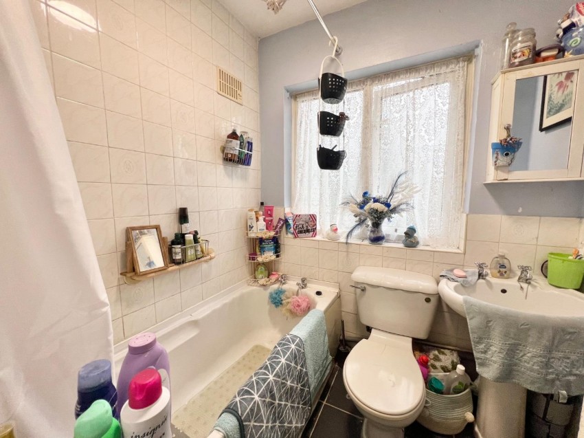 Images for Brays Road, Sheldon, Birmingham