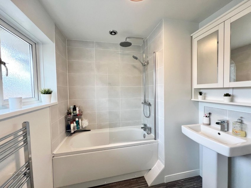 Images for Fastmoor Oval, Birmingham