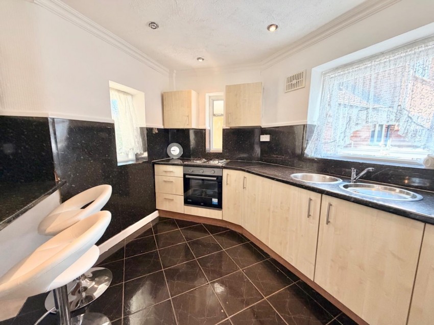 Images for Longmeadow Crescent, Shard End Birmingham